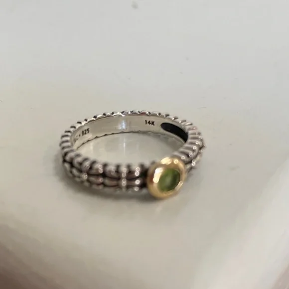 Vintage Town & Country Elegant sterling Silver and 14K Gold Women's Ring Peridot - Picture 2 of 2